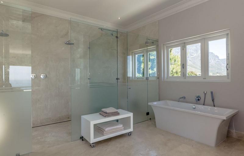 4 Bedroom Property for Sale in Camps Bay Western Cape